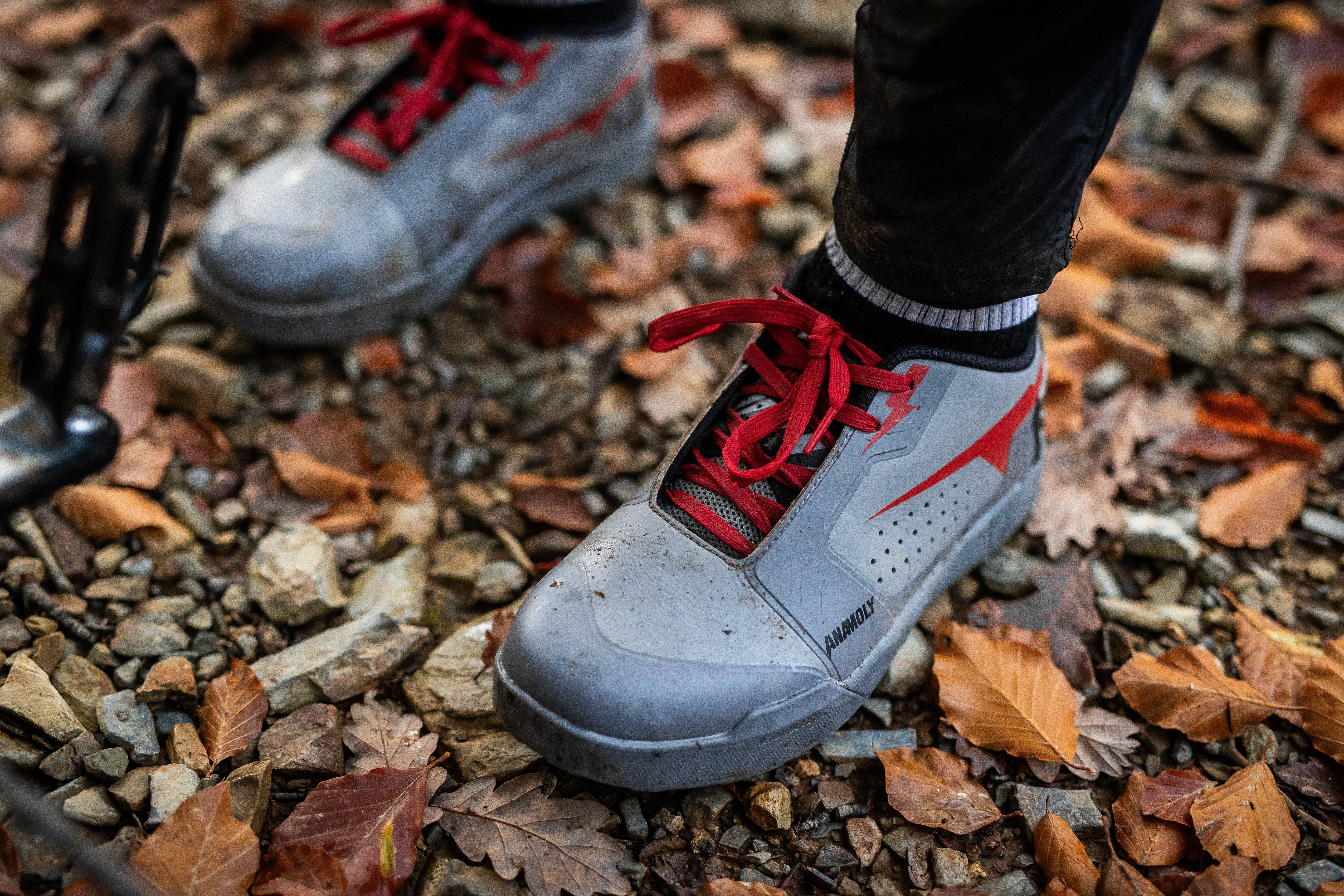 Best Mountain Bike Shoes for Wide Feet: Engineering Picks